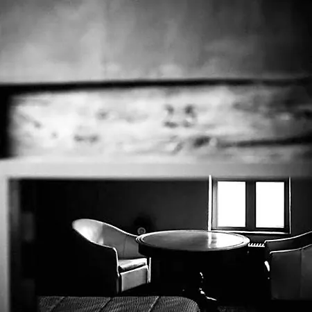 Poeziehotel Surplace Hotel