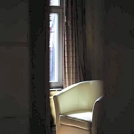 Poeziehotel Surplace Hotel